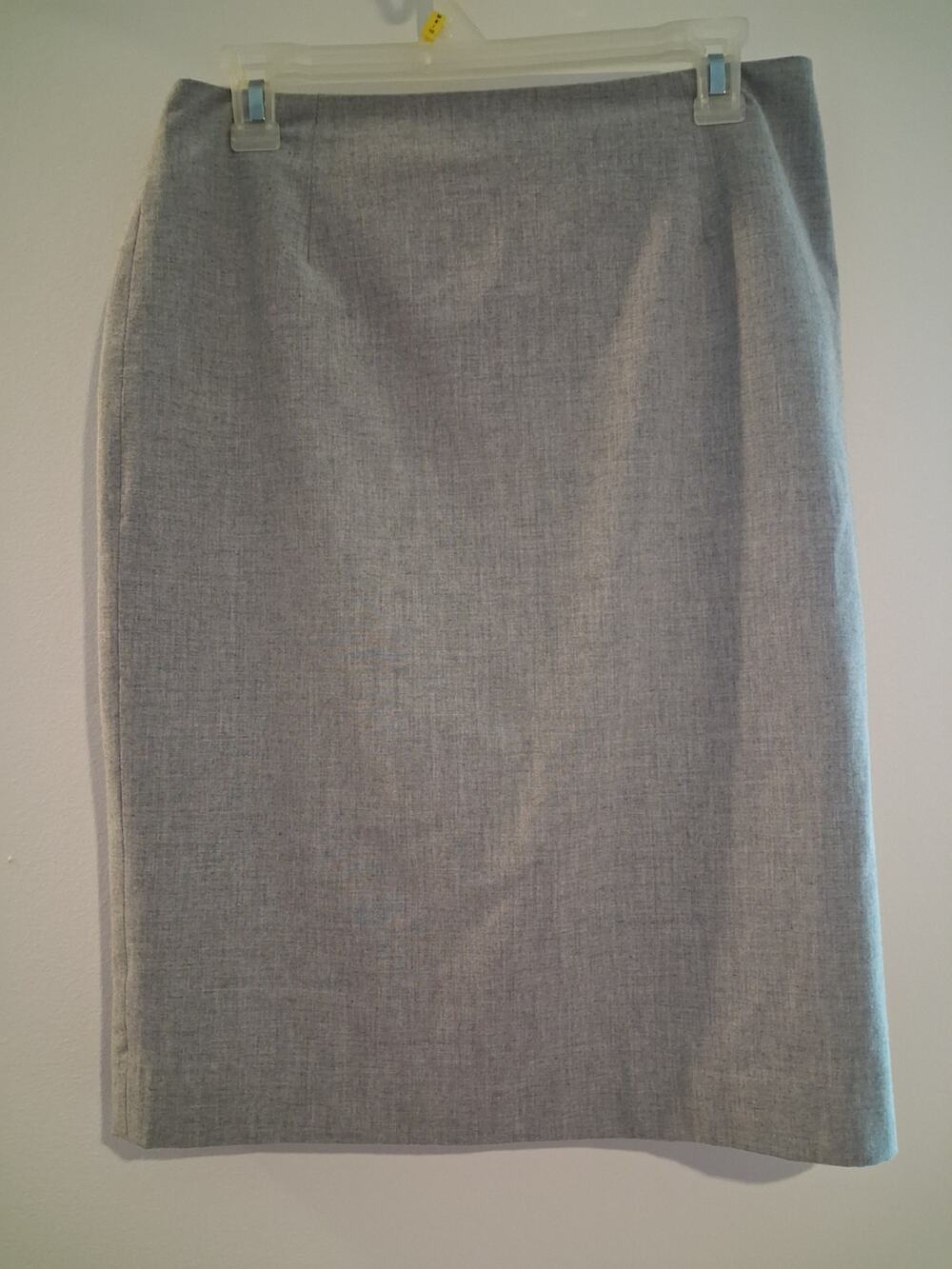 Merona Gray Tweed Pencil Skirt Polyester Rayon Knee Length 10 Lined Zip